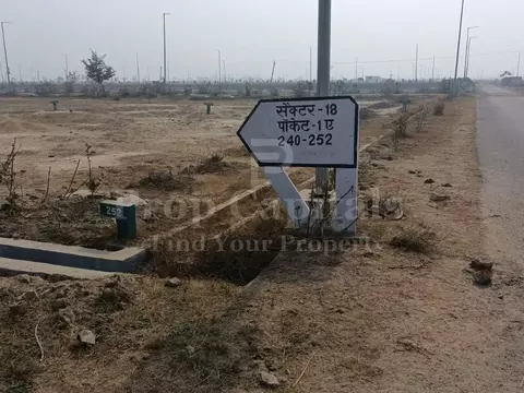 Residential  Land for Sale in Yamuna Express Authority Plots  